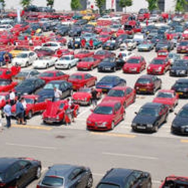 Alfa Romeo 1910-2010｜100年ぶんのアルファ ロメオが結集！