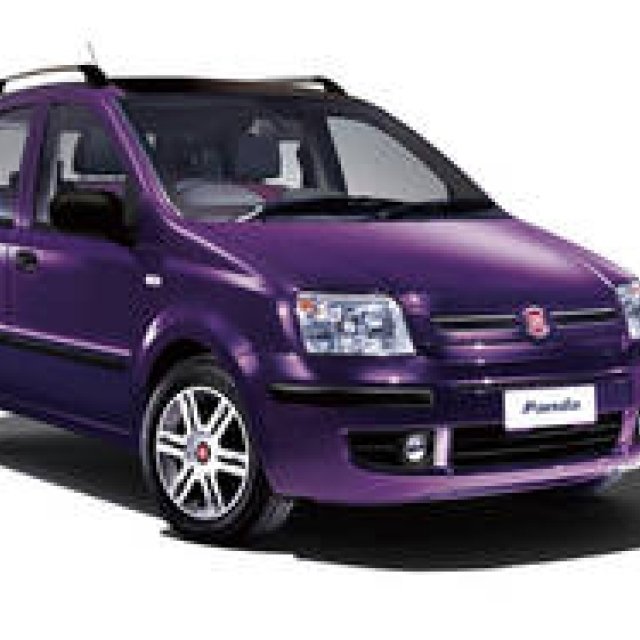 FIAT Panda Violet｜人気のパンダにビビッドなバイオレットが登場