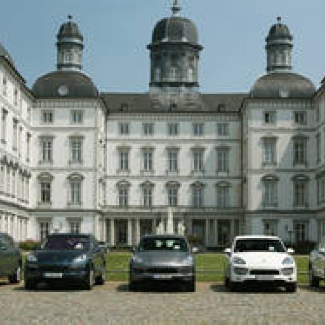 PORSCHE Cayenne｜よりエコに、より力強くなったカイエンV6