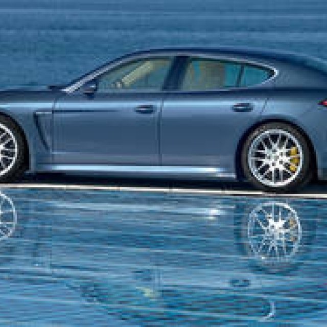 ポルシェ、EVへの取り組みを加速化