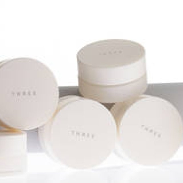 THREE｜コンセントレートライン誕生