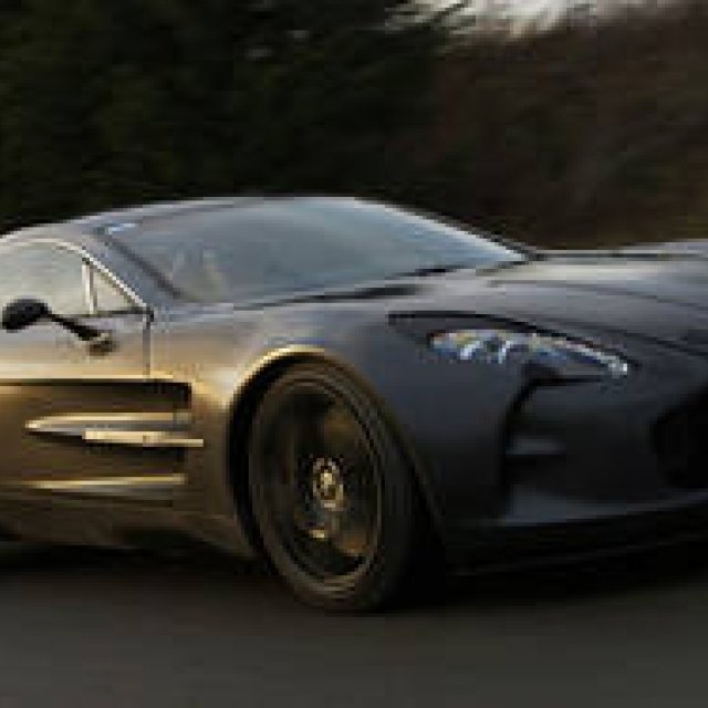 ASTON MARTIN｜アストン マーティン ONE-77