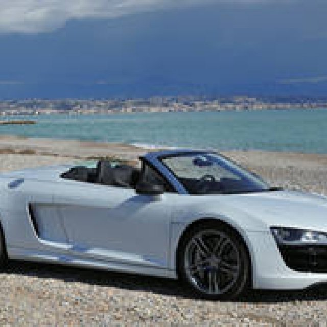 AUDI R8 SPYDER｜アウディ R8 スパイダー 国内販売開始！