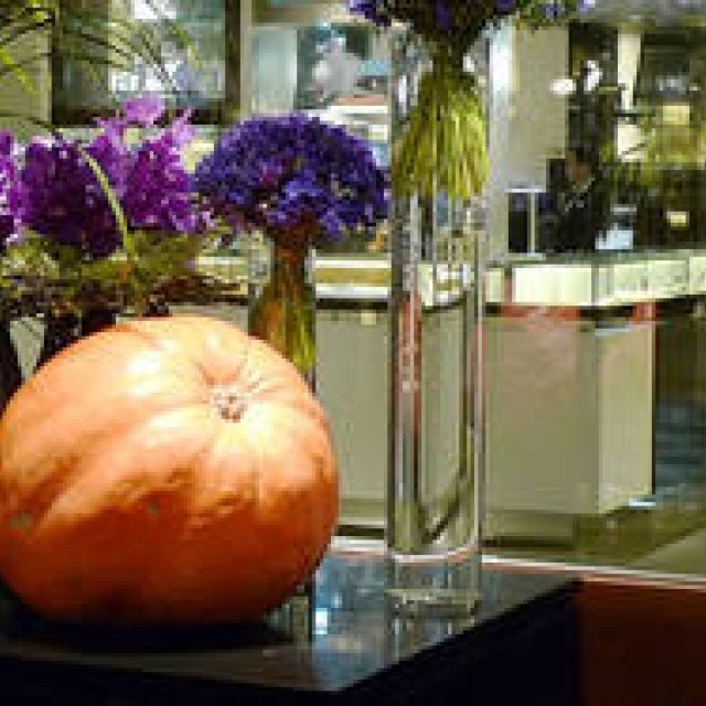 イセタンメンズレジデンス通信2010年10月号｜ISETAN MEN'S｜“職人”へのリスペクトをこめて、秋を満喫