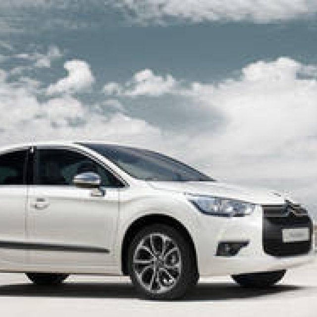 CITROEN｜シトロエン DS4 公開