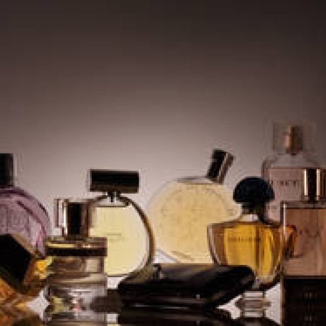 特集|2010年秋のフレグランストレンド