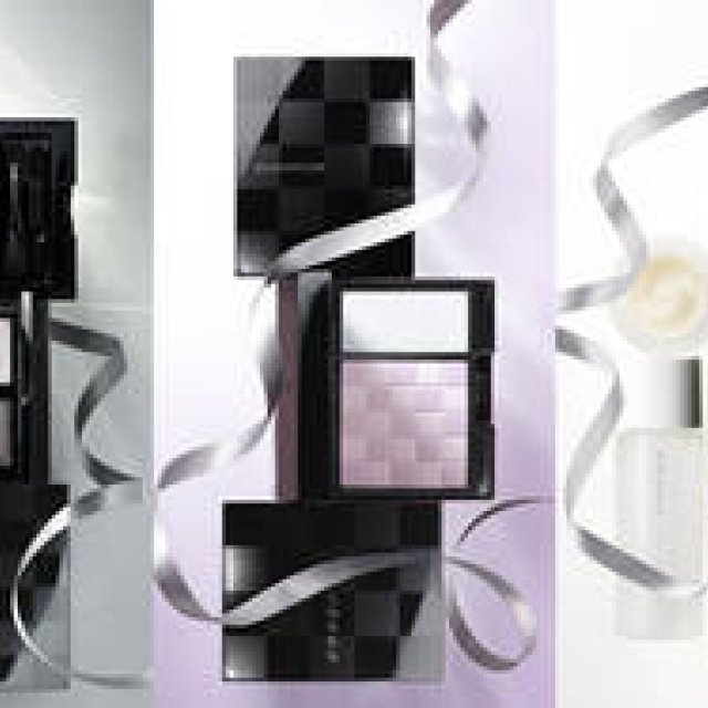 SUQQU｜小粋なパーティメイクを完成させるアイメイクキット