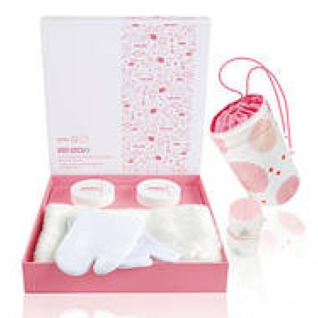 KENZO PARFUMS｜ハンド、フット、フェイスのセット「SENSUAL CHRISTMAS FANTASY」