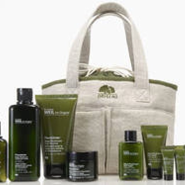 オリジンズ｜ORIGINS│ホリデーシーズンをにぎやかに彩る限定ギフト