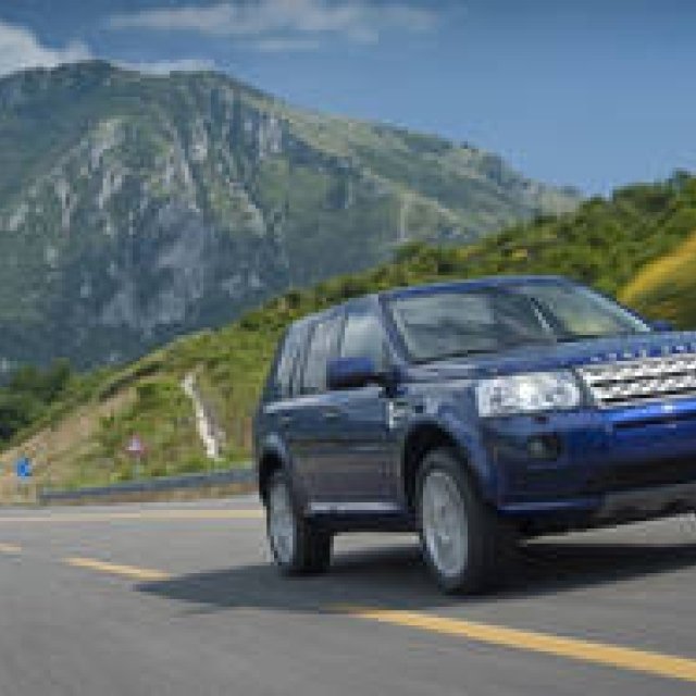 LANDROVER FREELANDER 2｜ランドローバー フリーランダー 2 新型発売