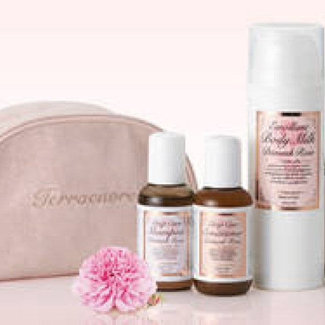 Terracuore｜オーガニックローズが豊かに香る、クリスマス限定コフレ