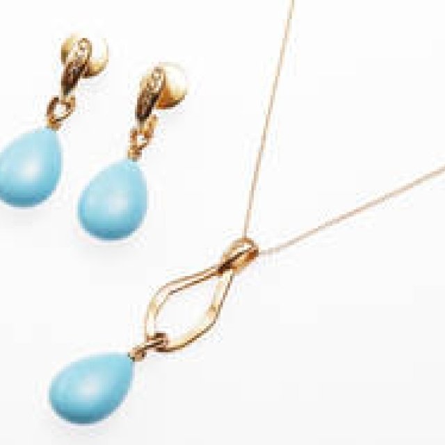 ANTONINI｜ターコイズブルーに魅せられるクリスマスジュエリー