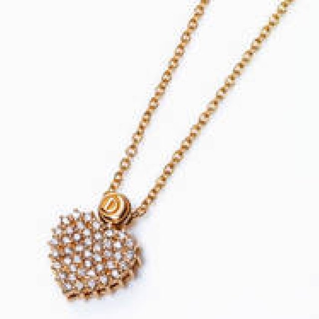 DAMIANI｜ハートをモダンに表現したクリスマスジュエリー