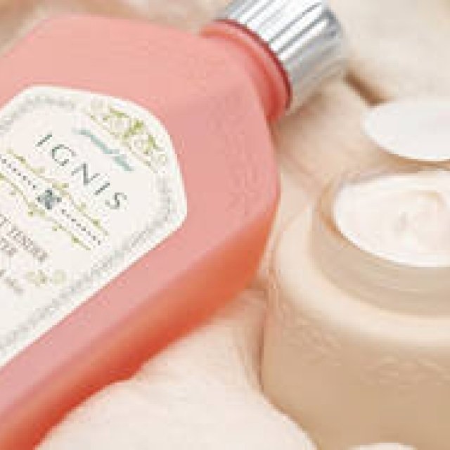 IGNIS｜2010年冬のテーマは“うるおいが灯る肌”