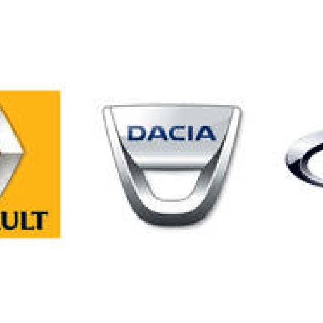 RENAULT｜ルノー 東日本大震災の被災地に寄付