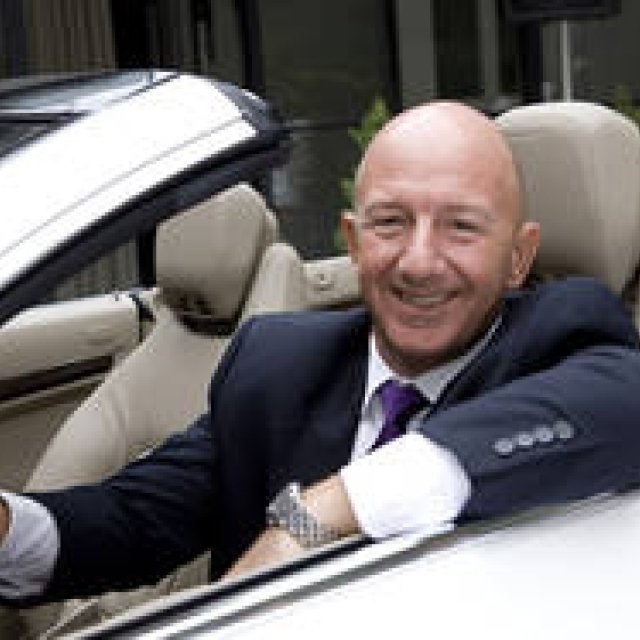 Mercedes-Benz｜メルセデス・ベンツ 震災復興基金立ち上げ