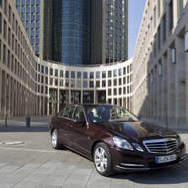 Mercedes-Benz E-class｜メルセデス・ベンツ Eクラス  新エンジンを追加