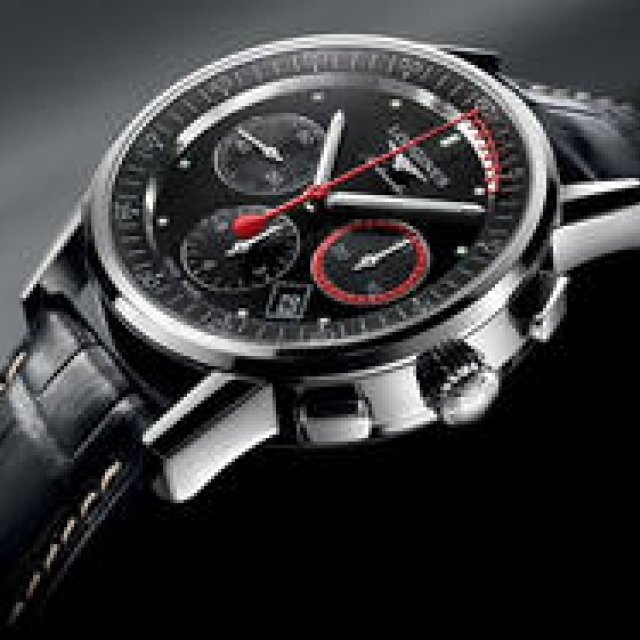 LONGINES｜今年のハイライトは複刻された24時間ダイヤルモデル