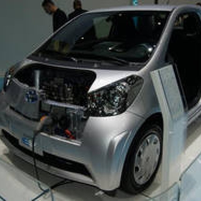 TOYOTA｜トヨタ　PHVとEVをカーシェアリング