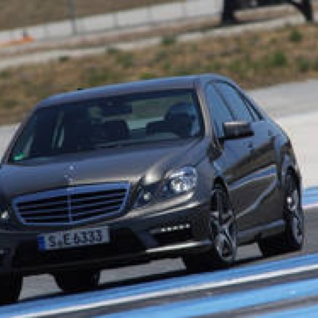 Mercedes-Benz E 63 AMG　ダウンサイジングを経たスポーツセダンの真価