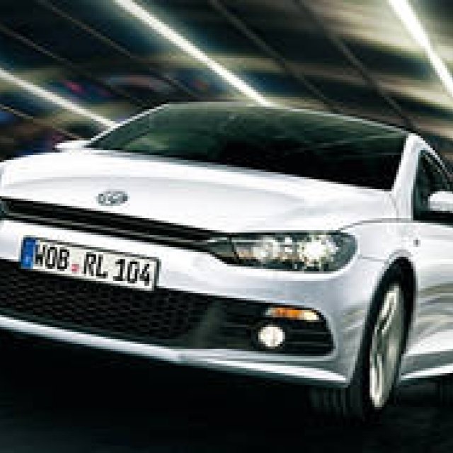 Volkswagen Scirocco R-line　スポーティな装備を纏ったシロッコ
