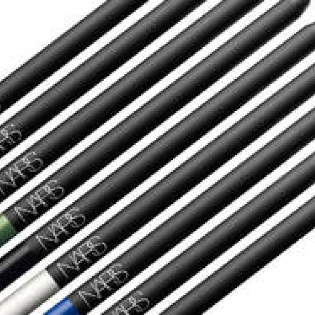 NARS｜秋の人気アイライナーのショートフィルムに注目