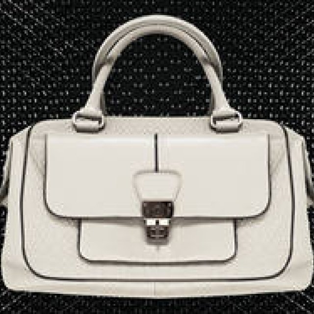 TOD’S｜新作コレクション、「シグネチャー」がいよいよ発売