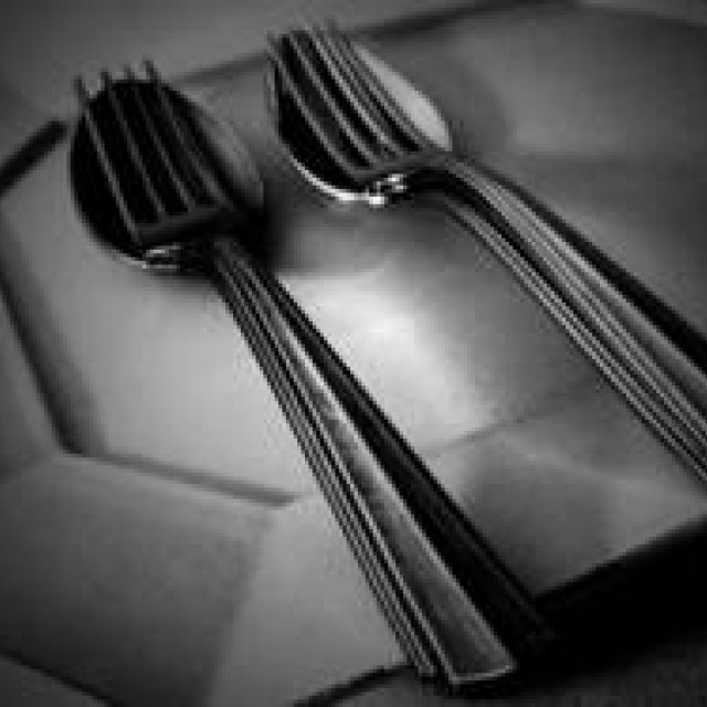 さる山｜「セラミックワァクスフォアテイブル＋ryoスプーンアンドフォーク」展