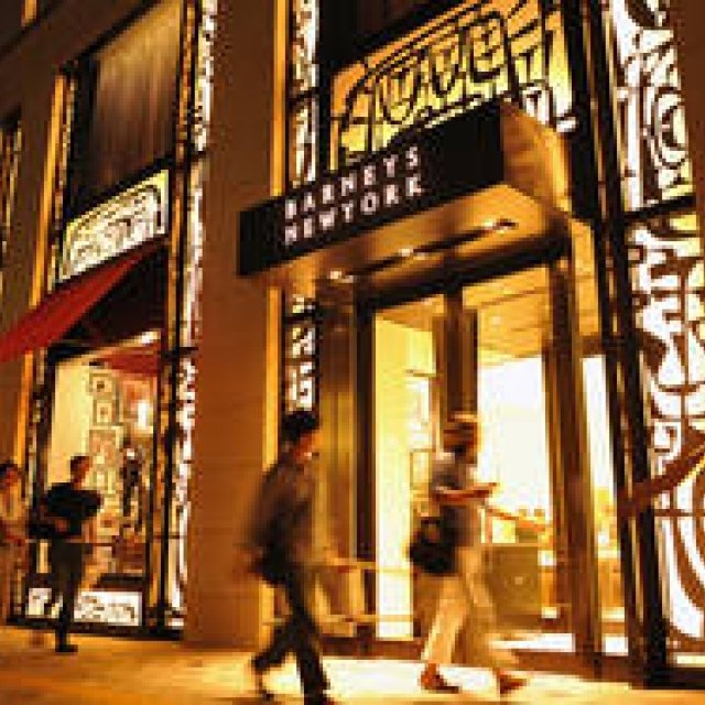 BARNEYS NEW YORK｜バーニーズ　ニューヨーク福岡店に集ったセレブリティ