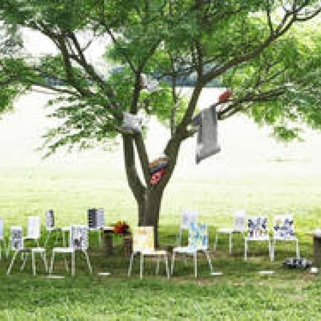 ISETAN LIVING｜伊勢丹新宿店「デザインタイド トーキョー 2011」Love Chair Collection