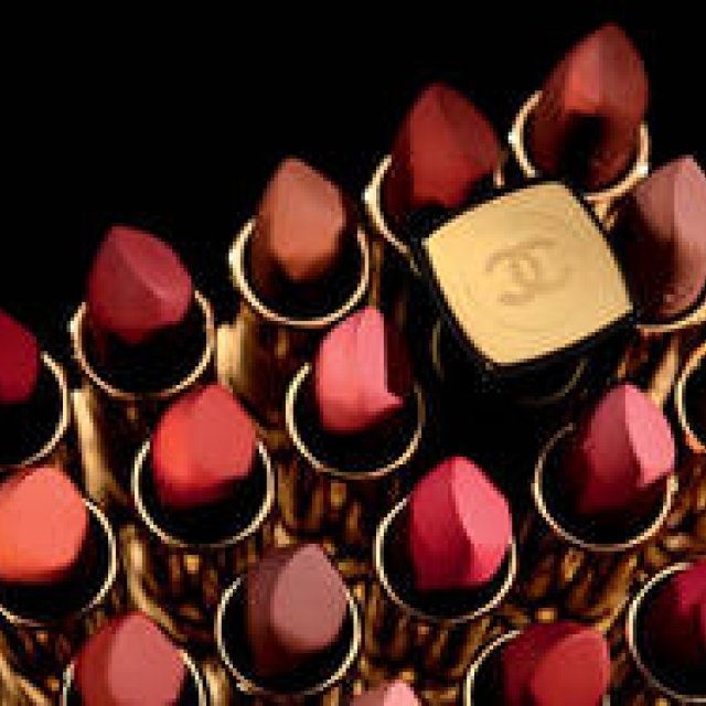 CHANEL｜“ルミナスマット”なリップスティック「ROUGE ALLURE VELVET」