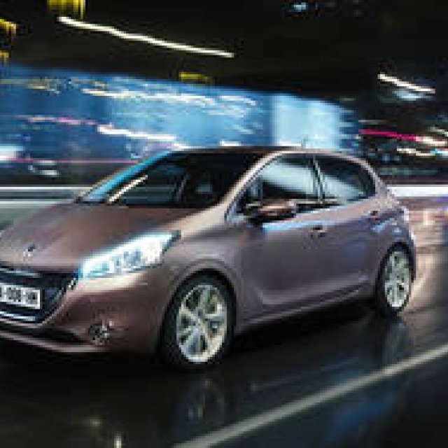 207の後継「プジョー 208」公開｜Peugeot