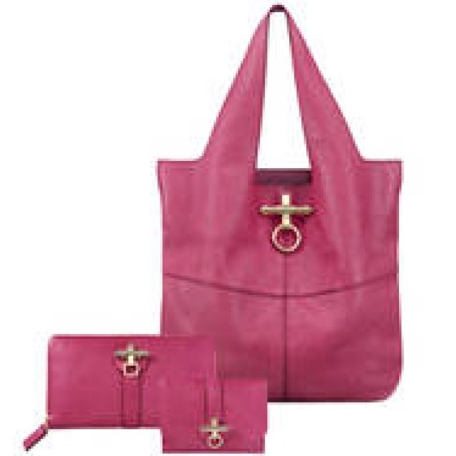 Givenchy by Riccardo Tisci｜ジバンシィ バイ リカルド ティッシが銀座三越でクリスマスフェア開催