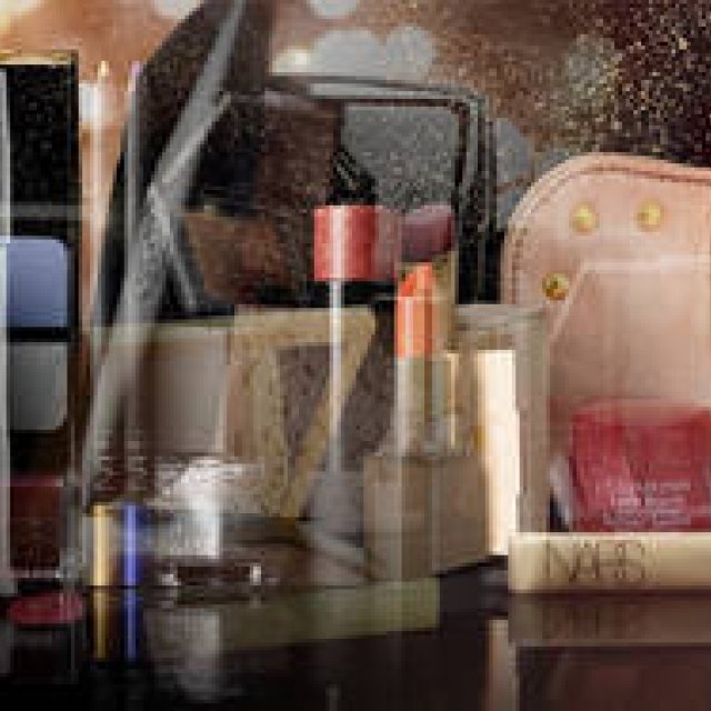 WOMEN BEAUTY特集|クリスマスコフレ 2011