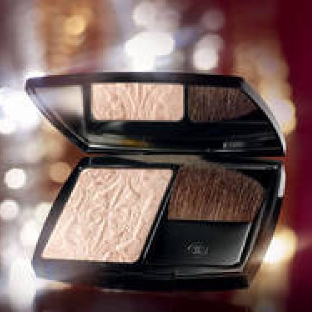 CHANEL｜「2011 クリスマス メイクアップ コレクション」特別限定品