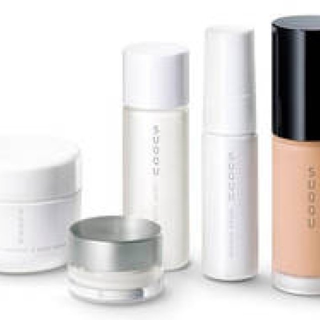 SUQQU｜美しさをきわ立たせるベースづくりのためのスペシャルキット