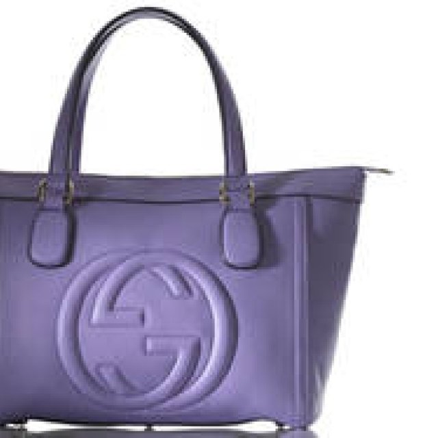 GUCCI｜インターロッキングGがポイントの「SOHO」バッグ