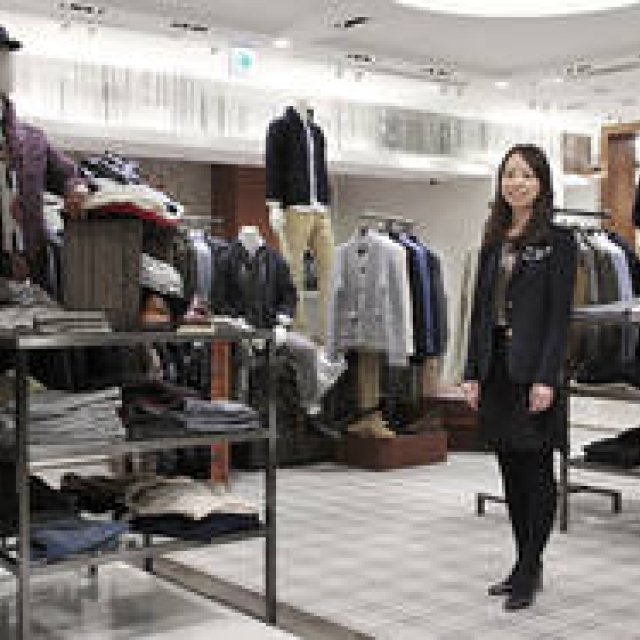 UNITED ARROWS｜『ユナイテッドアローズ銀座店』の看板娘、鈴木ゆかりさん