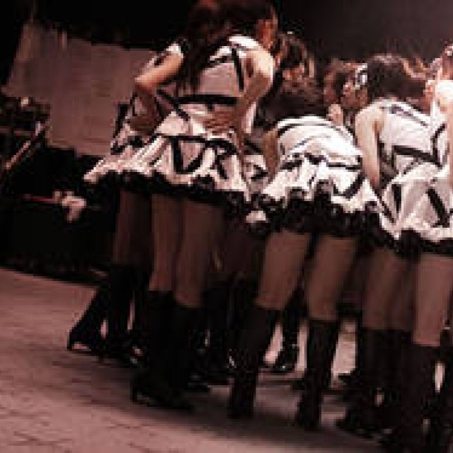 MOVIE｜『DOCUMENTARY of AKB48 Show must go on 少女たちは傷つきながら、夢を見る』