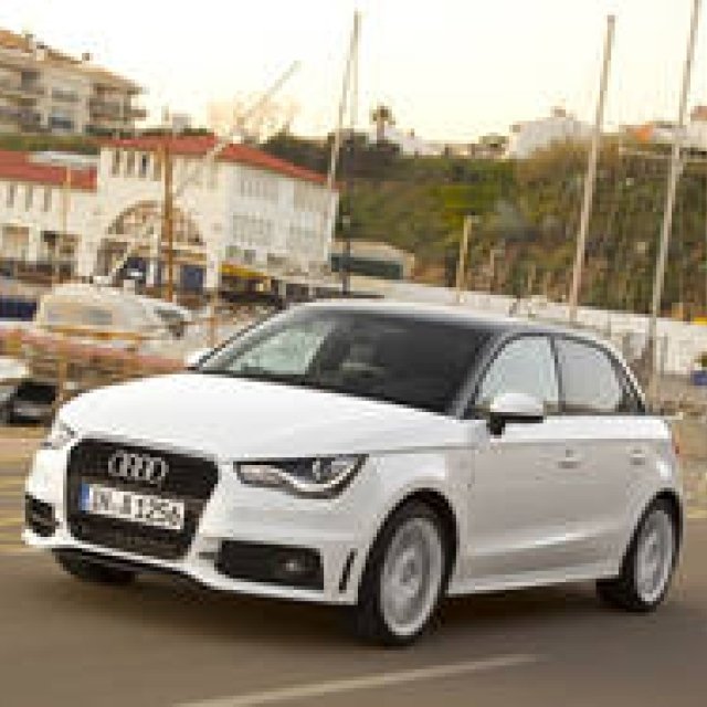 アウディ A1スポーツバックに試乗！｜Audi