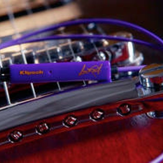 Klipsch Audio Technologies｜ルー・リードのシグニチャーモデルイヤフォン「X10i」