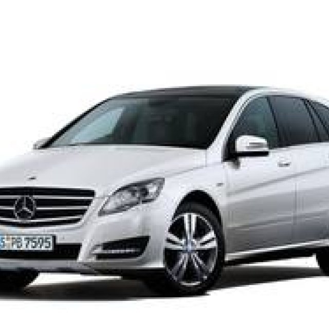 メルセデス・ベンツ Rクラスにハイパワー、高効率の新世代直噴エンジンを搭載｜Mercedes-Benz