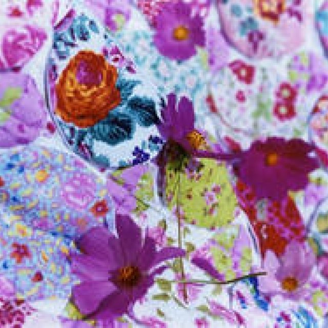 ART｜母と娘のコラボレーション！　「蜷川実花・蜷川宏子 二人展」開催