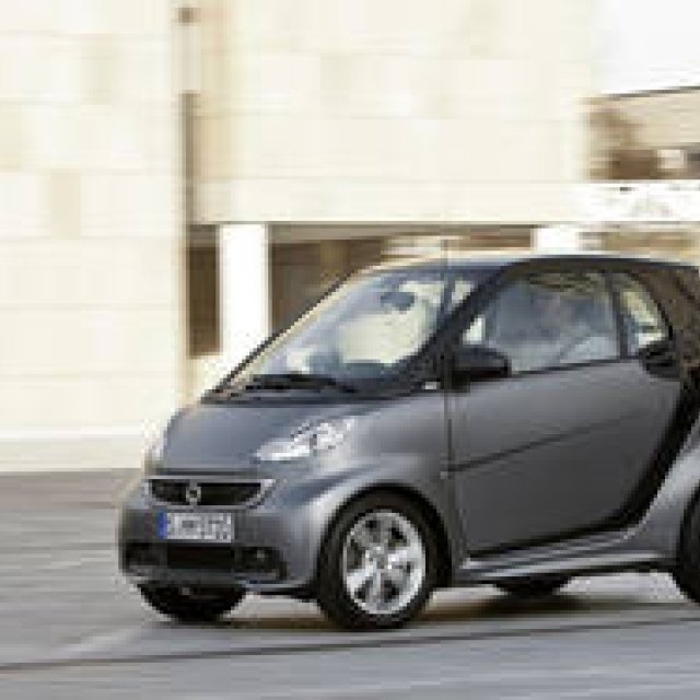 スマートフォーツーがフェイスリフト｜smart