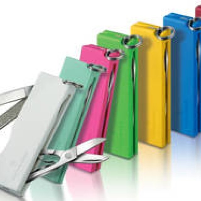 VICTORINOX｜イメージを一新するマルチツール「TOMO」誕生