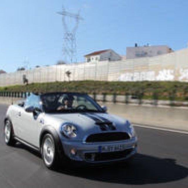 MINI ロードスターにポルトガルで試乗