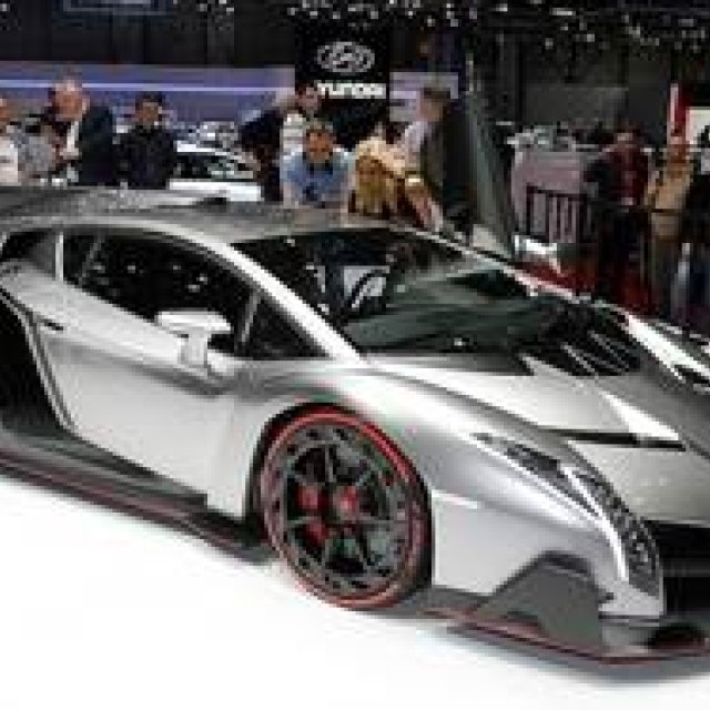 ジュネーブ現地リポート｜Lamborghini