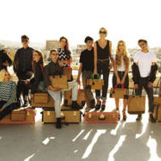 LOEWE｜あたらしい世代にインスパイアされ、「オロ」がリニューアル