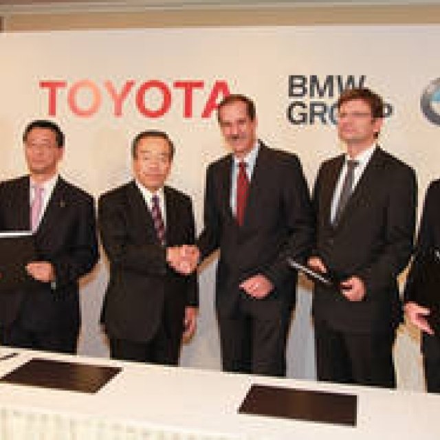 トヨタとBMW、バッテリー技術の共同研究を開始｜BMW & Toyota