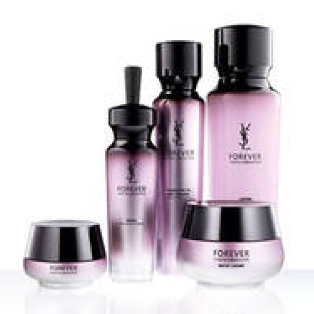 YVES SAINT LAURENT│イヴ・サンローランのスキンケア新ライン「フォーエバー」の秘密と魅力を探る